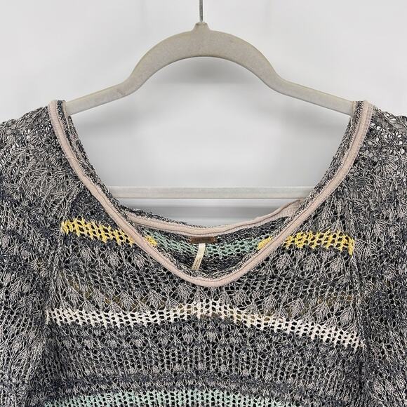 Free People Life's a Beach loose open knit striped scoop neck tunic sweater sz S - Picture 2 of 8